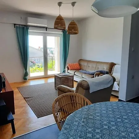 Abakus Apartment *
